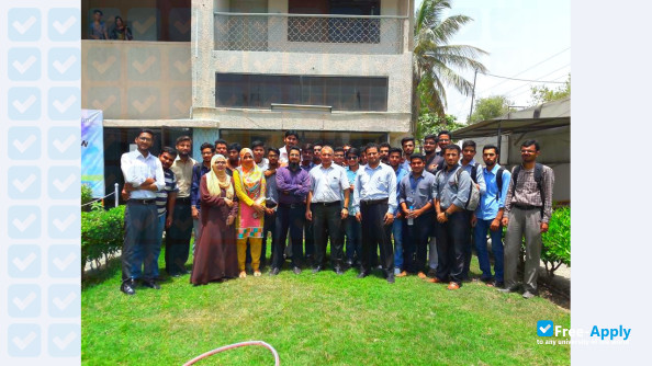 Foto de la Dadabhoy Institute of Higher Education Karachi #6