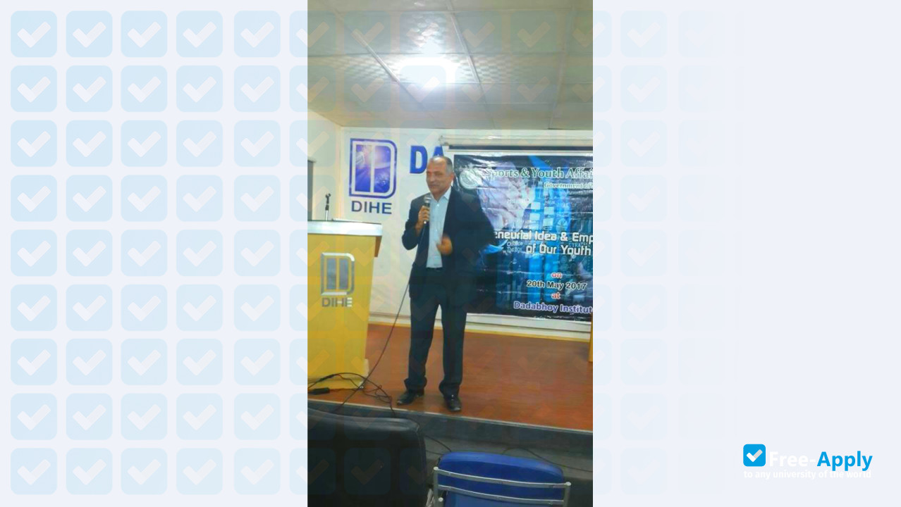 Foto de la Dadabhoy Institute of Higher Education Karachi #8