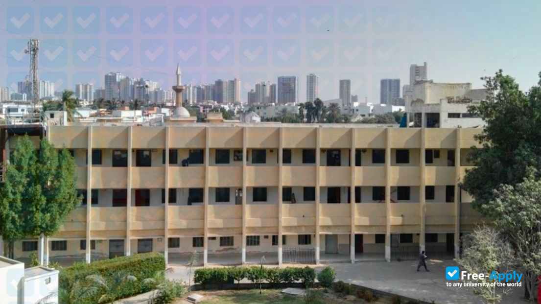 Dawood University of Engineering and Technology photo #8