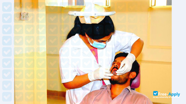 Fatima Jinnah Dental College photo #6