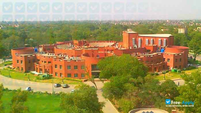 CMH Lahore Medical College фотография №1