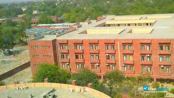 Photo de l’CMH Lahore Medical College #3