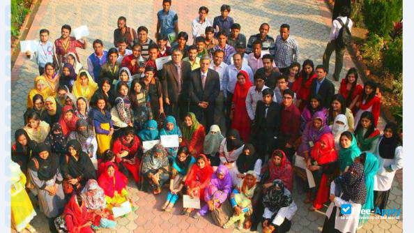 King Edward Medical University photo #3