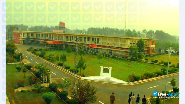Foto de la Bacha Khan University #3