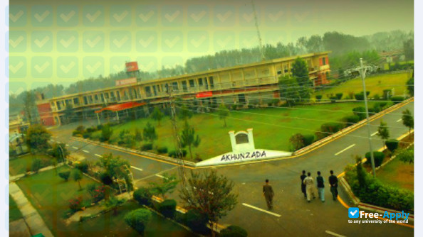 Foto de la Bacha Khan University #4