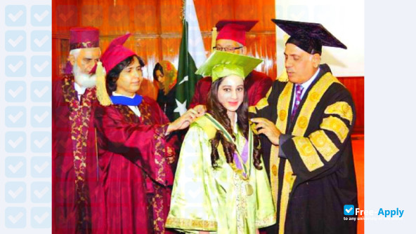 Fatima Jinnah Women University photo #2
