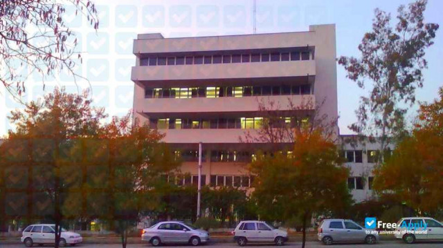 Photo de l’Federal Urdu University of Arts Sciences and Technology Karachi #1