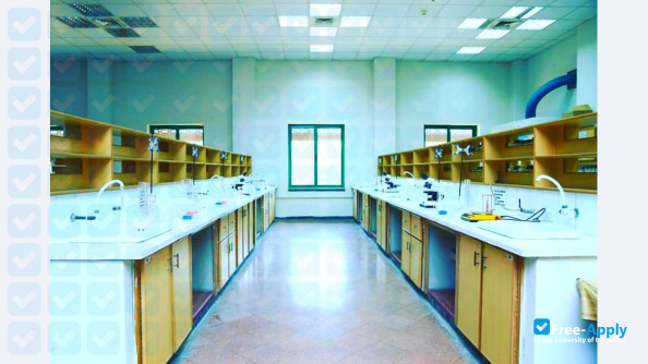 Forman Christian College Lahore photo #4