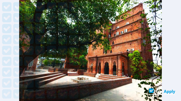 Foto de la National College of Arts Lahore #11