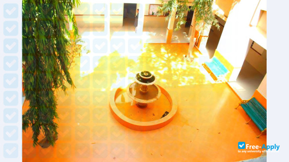 Foto de la Benazir Bhutto Shaheed University Lyari #4