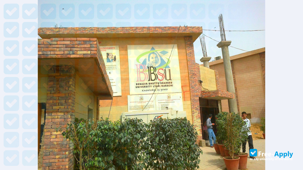 Foto de la Benazir Bhutto Shaheed University Lyari #11