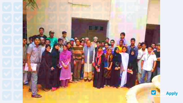 Foto de la Benazir Bhutto Shaheed University Lyari #9