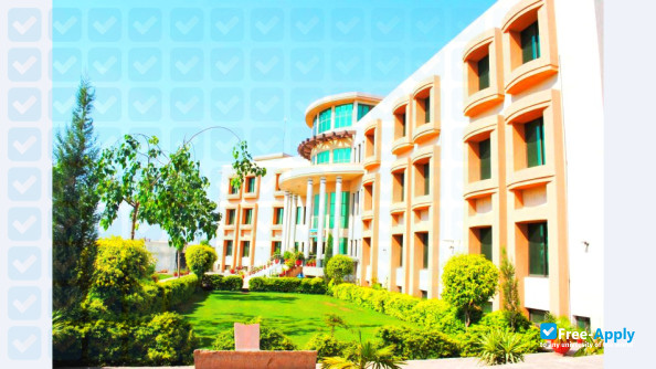 Photo de l’Brains Postgraduate Degree College, Peshawar #3