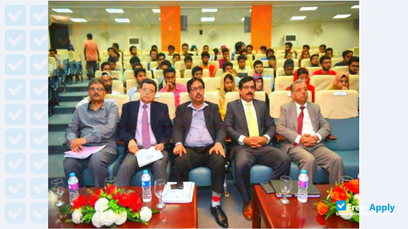 Photo de l’National University of Sciences and Technology #9