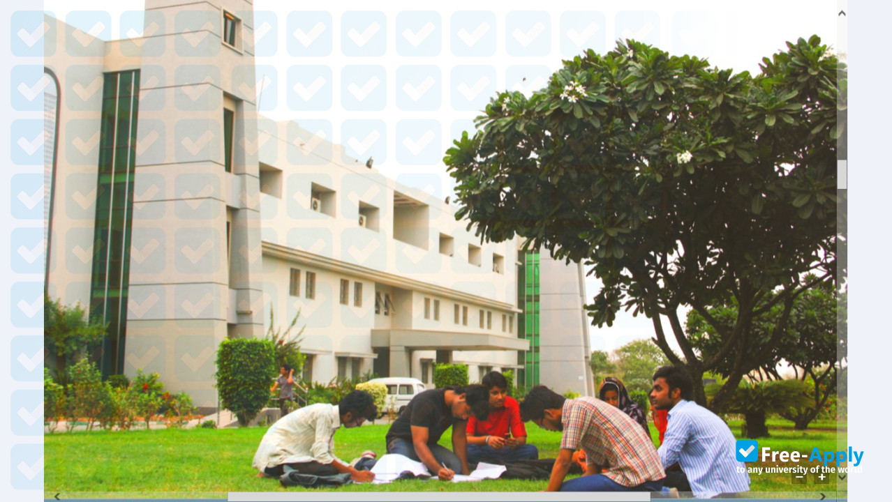 Ned University of Engineering and Technology photo #6