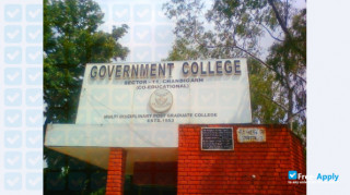 Miniatura de la Government College of Commerce and Economics #3