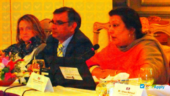 Foto de la Center for Health and Population Studies #5