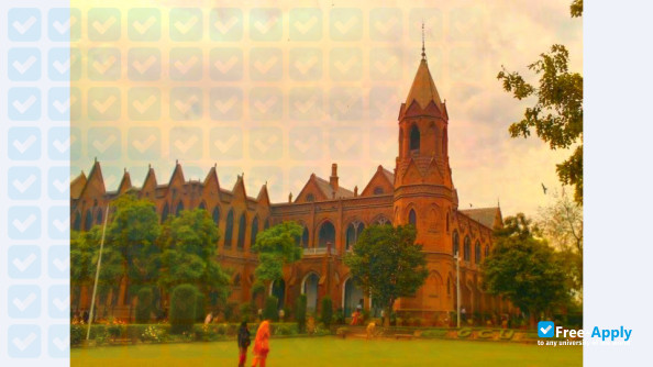 Government College University Lahore фотография №9