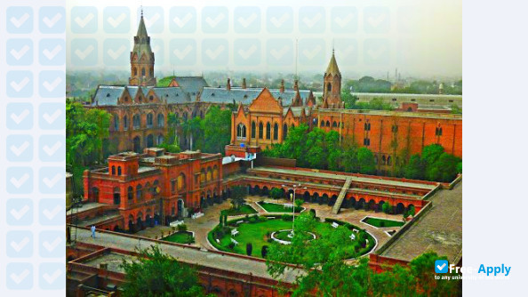 Government College University Lahore фотография №15