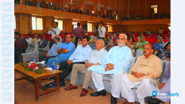 Foto de la Government College Women University Faisalabad #6