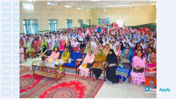 Foto de la Government Sadiq College Women University Bahawalpur