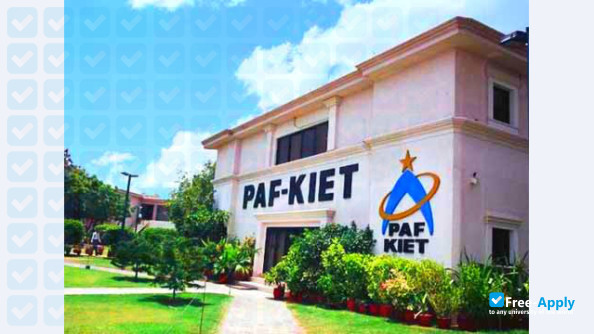 Photo de l’Pakistan Air Force Karachi Institute of Economics and Technology #3