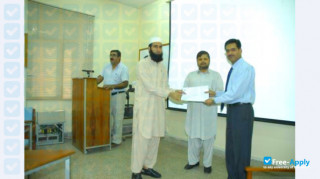 Pakistan Institute of Community Ophthalmology миниатюра №5