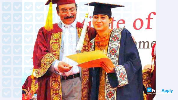 Photo de l’Institute of Business and Management Lahore #2