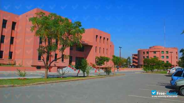 Photo de l’Institute of Business and Management Lahore #4