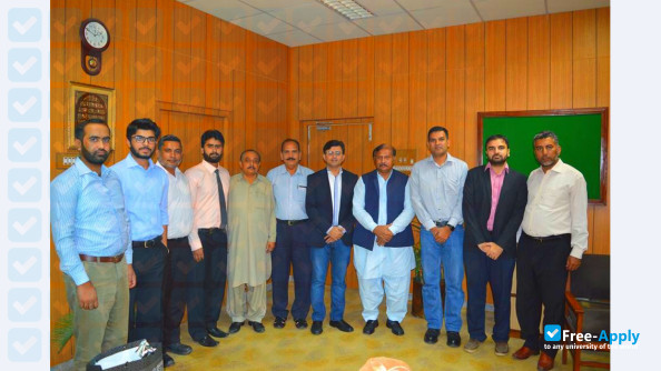 Foto de la Institute of Engineering and Technological Training Multan #7