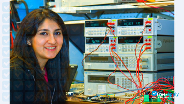 Photo de l’Institute of Engineering and Technology Pakistan #3