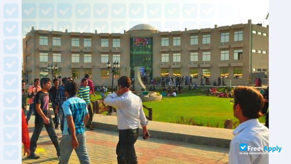 Foto de la Institute of Southern Punjab Multan #10