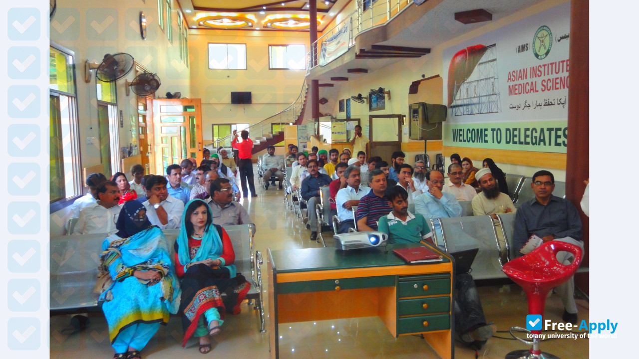 Photo de l’Pakistan Institute of Medical Sciences #4