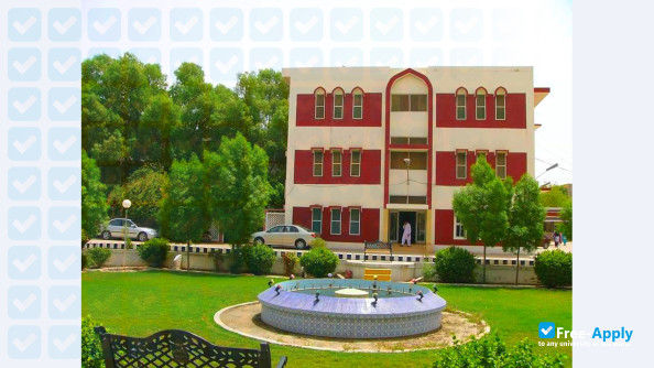 Peoples University of Medical & Health Sciences for Women Shaheed Benazirabad photo #6