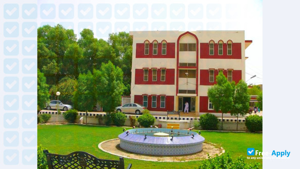Peoples University of Medical & Health Sciences for Women Shaheed Benazirabad фотография №10