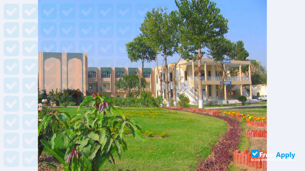Peshawar Medical College photo #2