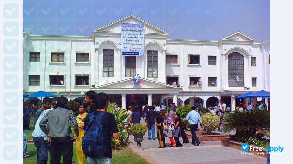Photo de l’Iqra University Karachi #2