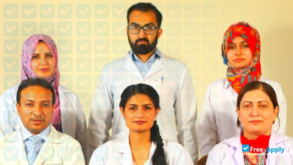 Foto de la Islamabad Medical and Dental College #4