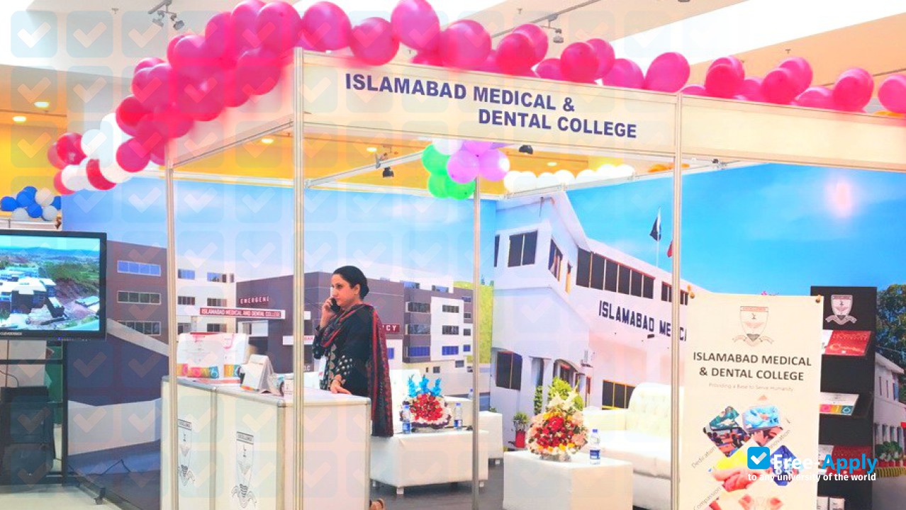 Foto de la Islamabad Medical and Dental College #8