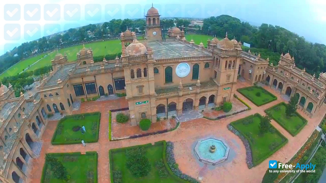 Islamia College Peshawar photo #4