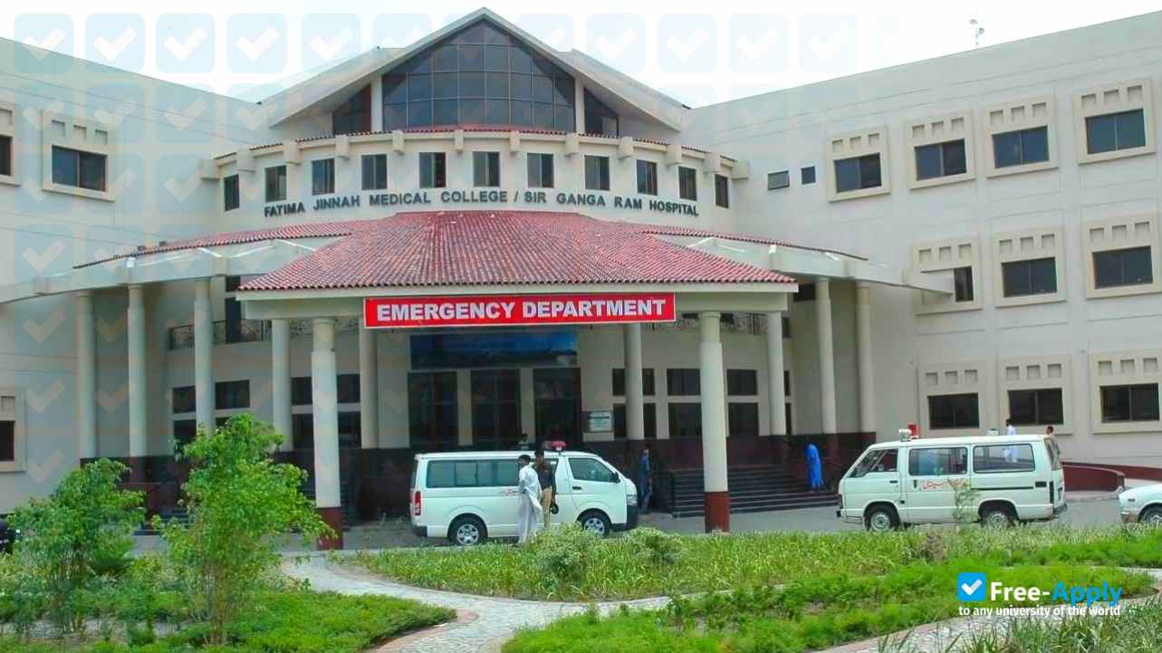 Foto de la Jinnah Medical and Dental College #10