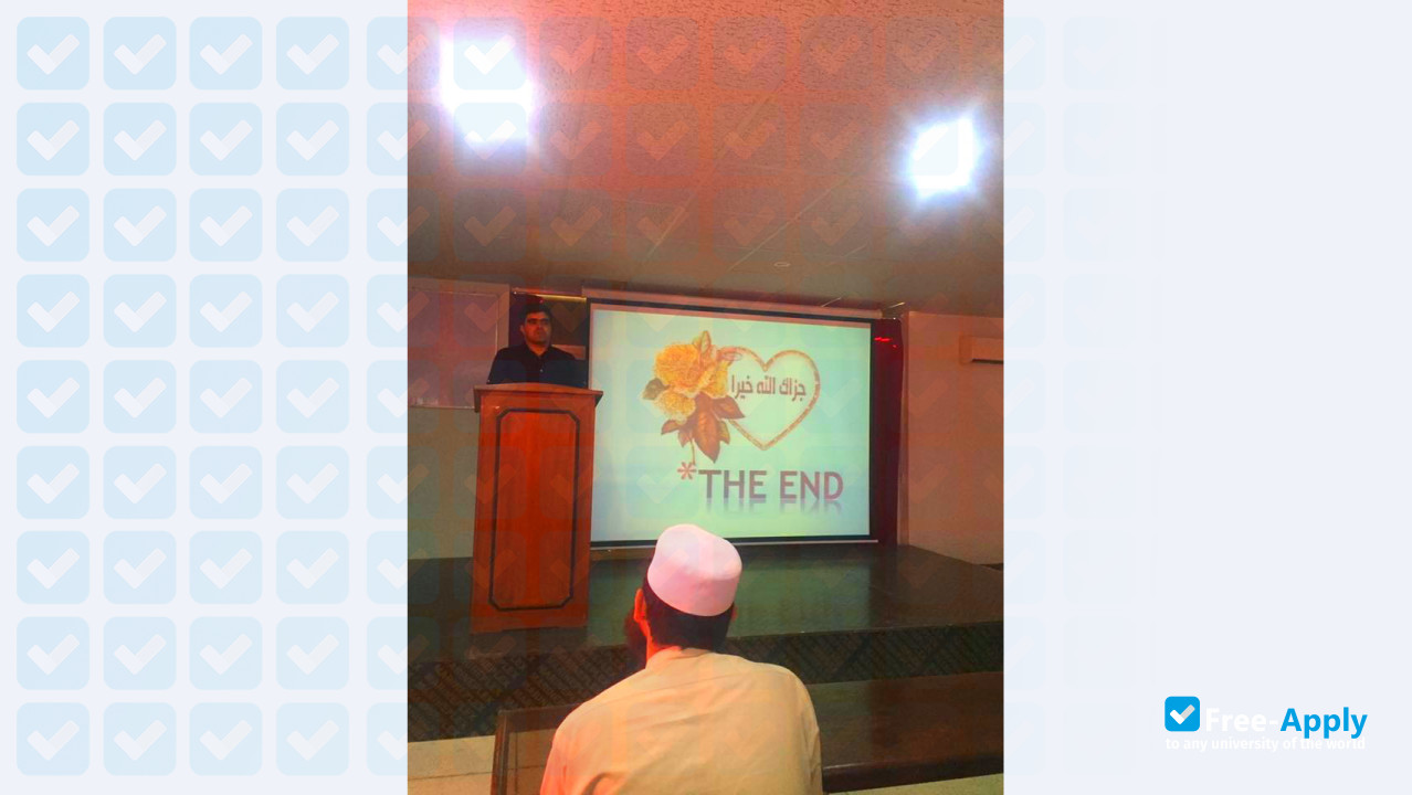 Photo de l’Jinnah Medical College Peshawar #3