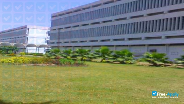 Photo de l’Punjab Medical College #4