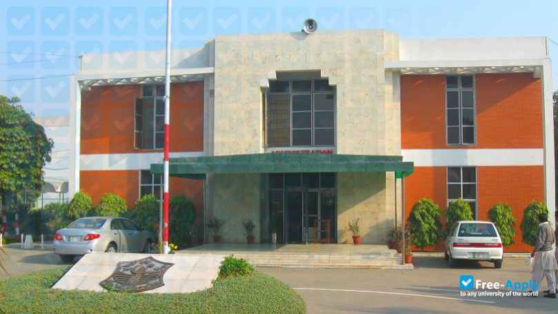 Punjab Medical College photo #4