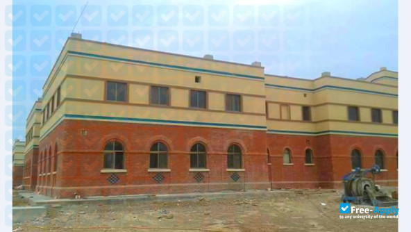 Photo de l’Shaikh Zayed Medical College #6