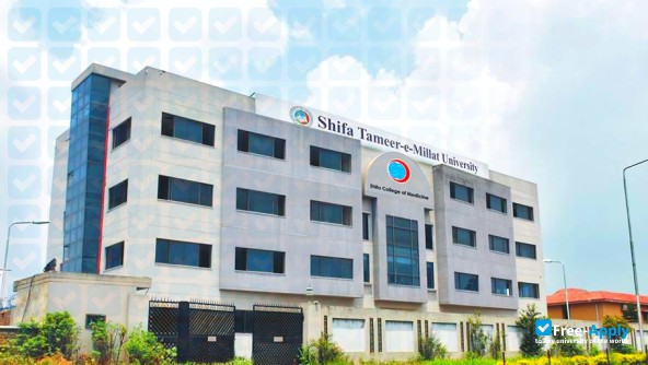 Foto de la Shifa College of Medicine #5