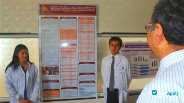 Foto de la Shifa College of Medicine