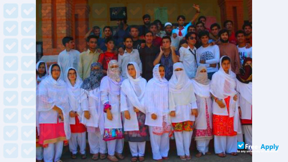 Saidu Medical College photo #1