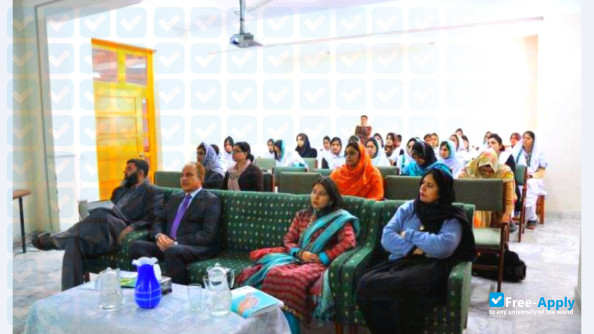 Foto de la Sardar Bahadur Khan Women University, Quetta #3