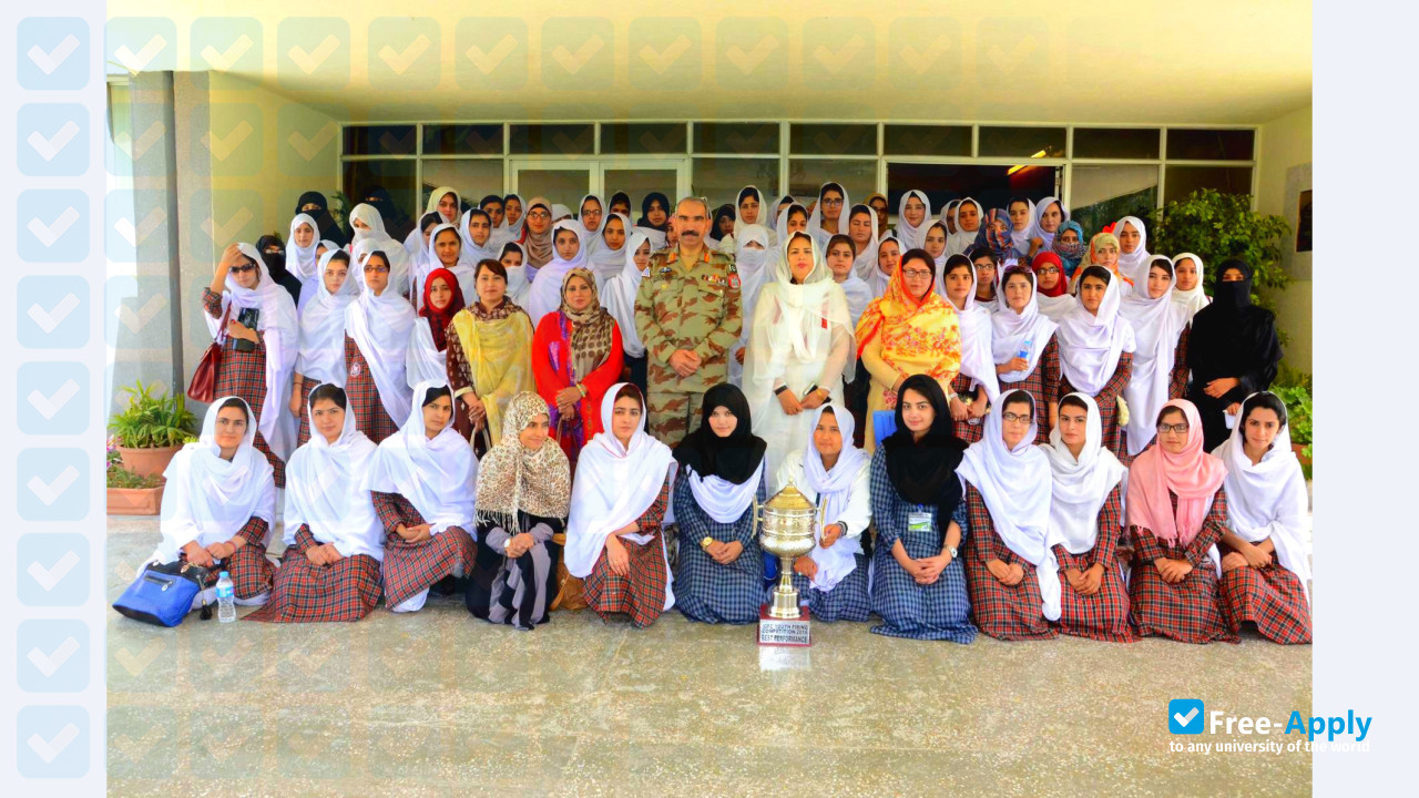 Foto de la Sardar Bahadur Khan Women University, Quetta #8